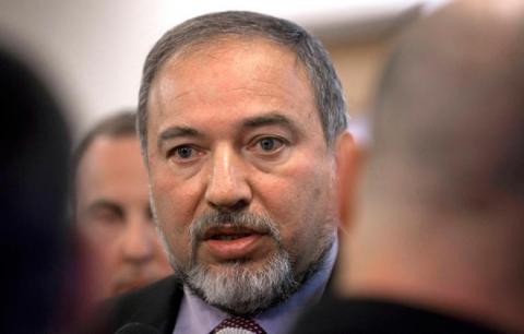 ليبرمان: حماس تتمادى بسبب ضعف قيادتنا الحاليّة