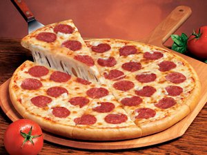 طريقة عمل بيتزا ببروني