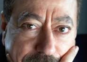 يوم دافع عرفات عن السيد خامنئي واخرس احد المتطاولين من وزرائه..