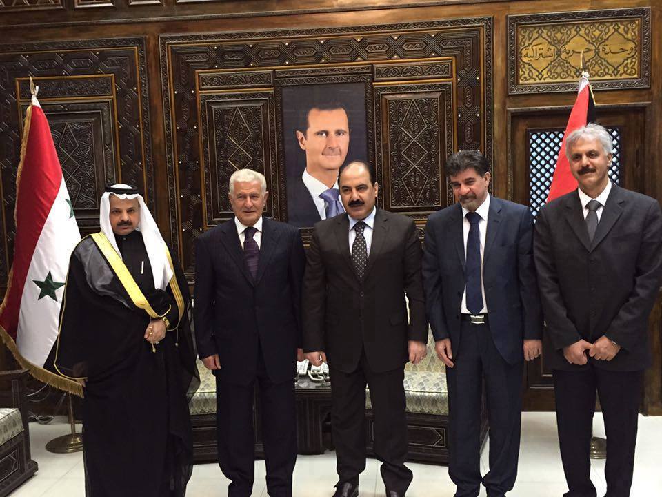 زكي لـ "خبر" : هناك تقارب سوري فلسطيني و"فتح ليست هشة لتأجيل مؤتمرها لمصالحة شخص أو اثنين أو خمسة"