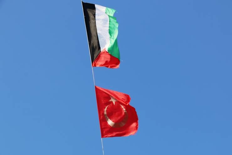 تركيا: سننفذ مشاريع تعاون مهمة جدًا في فلسطين