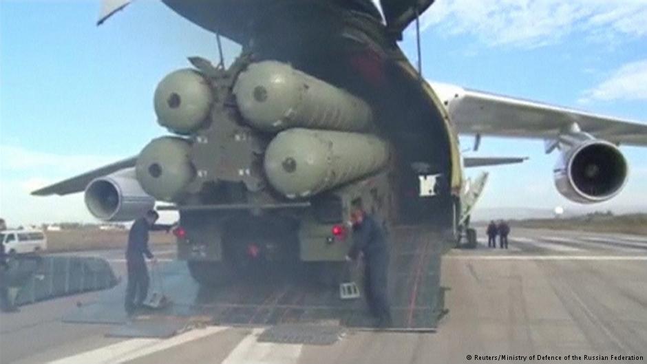 الخارجية الروسية:تسليم إيران أنظمة إس-300 الصاروخية "في أقرب وقت"