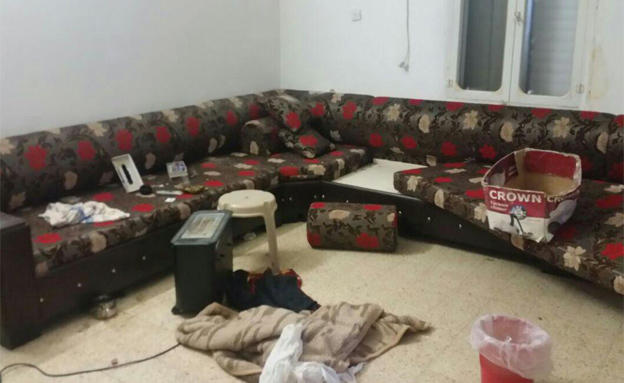 بالصور : مكان اختباء الشهيد "ملحم " قبل اغتياله "سكان القرية كانوا يعلمون بمخبئه وقدموا له الطعام"