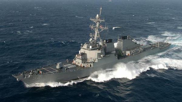 أميركا ترسل مدمرة إلى باب المندب