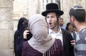 "التطرّف": الحل يكمن في الاستيعاب