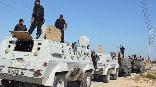 مقتل ضابط مصري في مواجهات مع مسلحين بالعريش