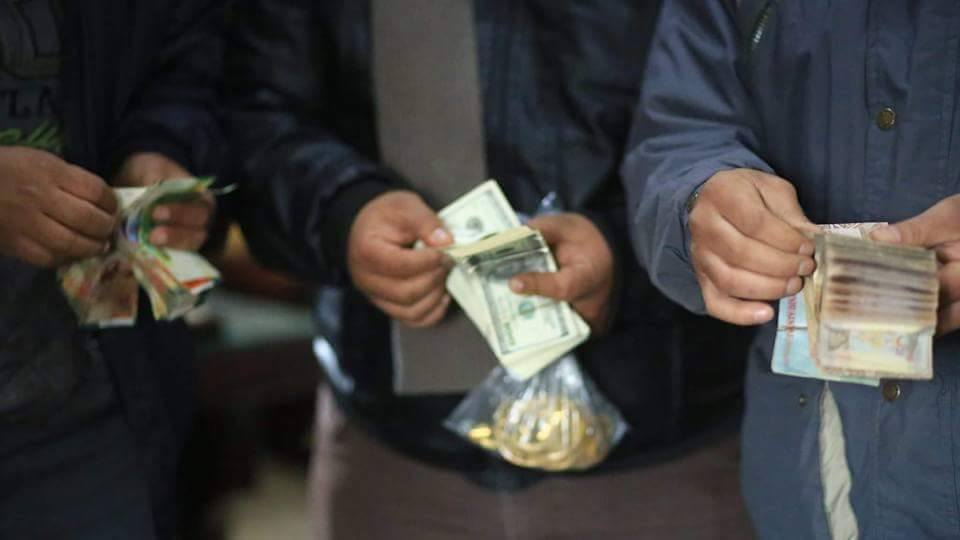 صورة: مباحث رفح تلقي القبض على سارق أبيه برفح