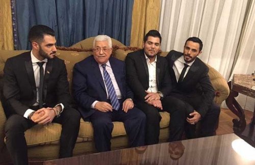الرئيس يهنئ يعقوب شاهين لفوزه بلقب "محبوب العرب"