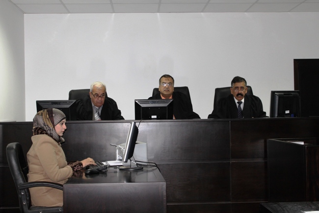 المحكمة العليا ترد دعوى نقابة الموظفين وتعتبرها جسم غير قانوني