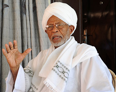 المؤتمر الشعبي يعين السنوسي خلفاً لترابي