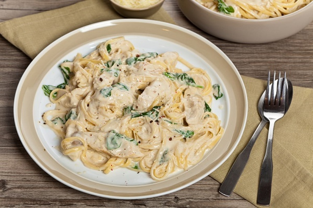 باستا السبانخ بالكريمة