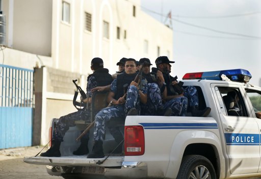 محدث: أمن غزة يداهم منازل ويعتقل مواطنين شمال غزة