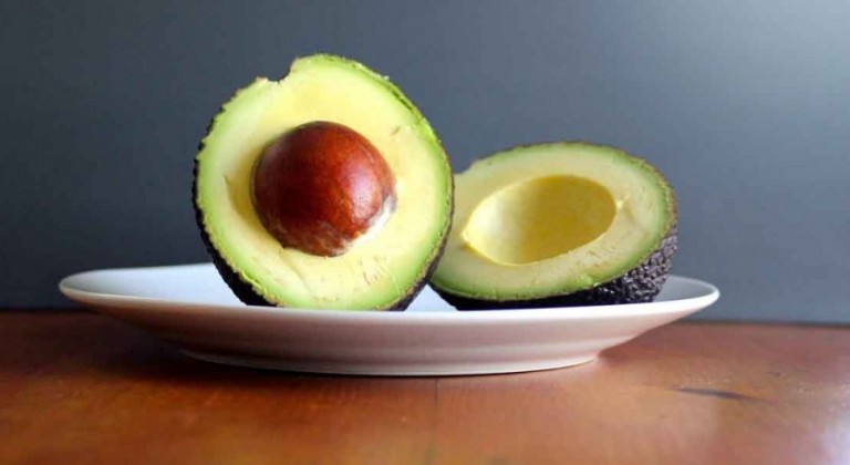 الأفوكادو .. فوائد لا تُعدّ ولا تُحصى