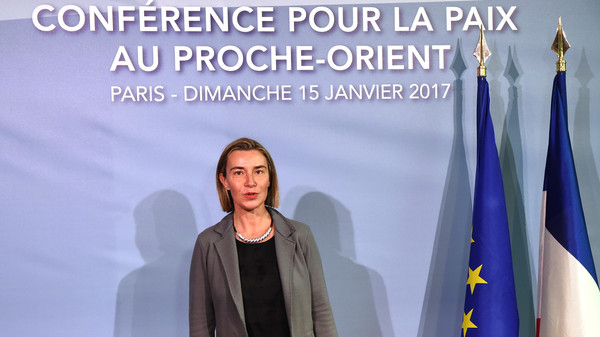 موغريني: الاتحاد الأوروبي لن ينقل سفارته إلى القدس