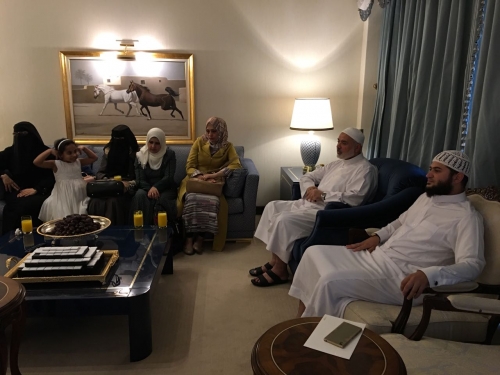 بالصور: هنية يشكر قطر ويدعوها لاستيعاب المزيد من الخريجين