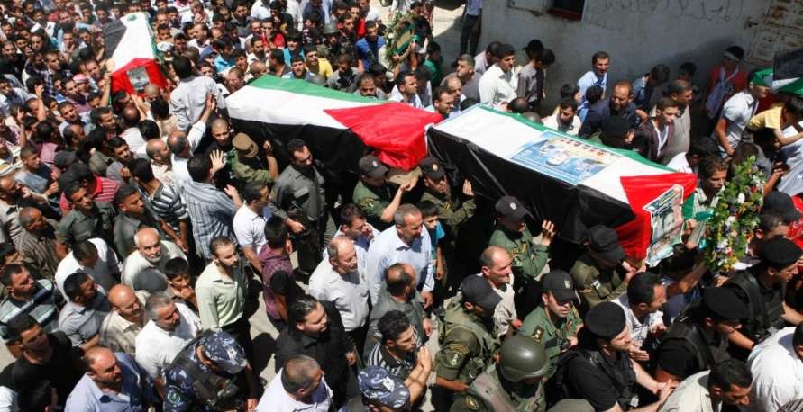 فعاليات ضغط للإفراج عن جثامين الشهداء في محافظات الضفة