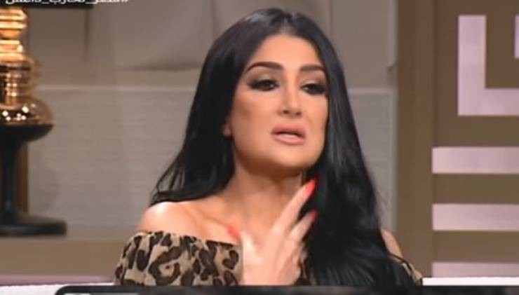 بالفيديو : لماذا بكت غادة عبد الرازق على الهواء مباشرة؟