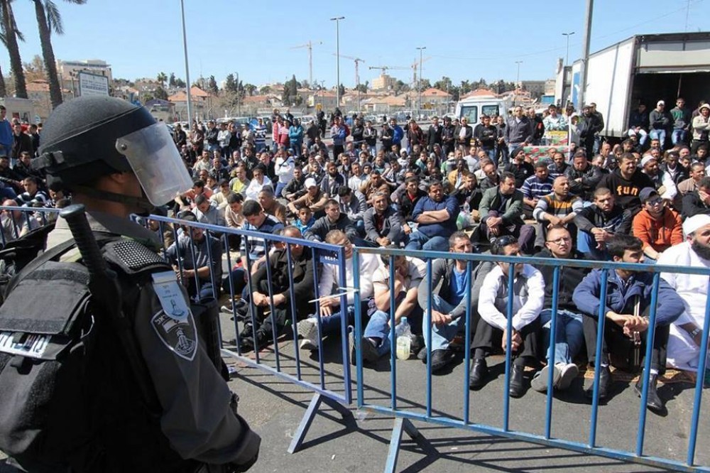 الإمارات تستنكر إغلاق الاحتلال للأقصى وتعتبره سابقة خطيرة واعتداء على حرية العبادة