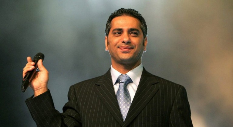 هذا ما قاله فضل شاكر عن تسليم نفسه..