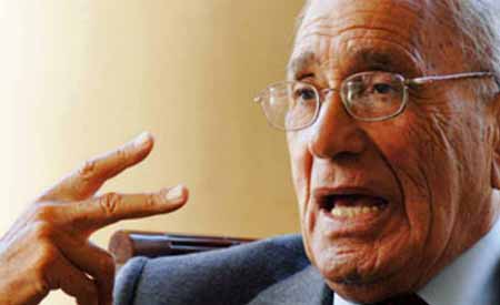 هيكل. يختار “الثكنة” بدلاَ من المسجد ويدخل على خط الوساطة بين الاخوان والنظام