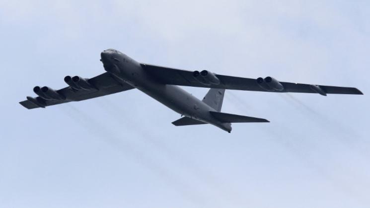 تحطم قاذفة أمريكية من نوع "B-52"