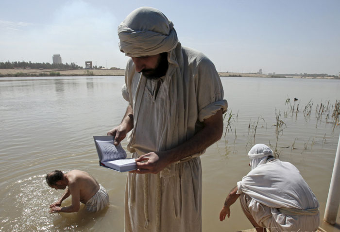 أشخاص يحبهم الله تعالى .. تعرف عليهم