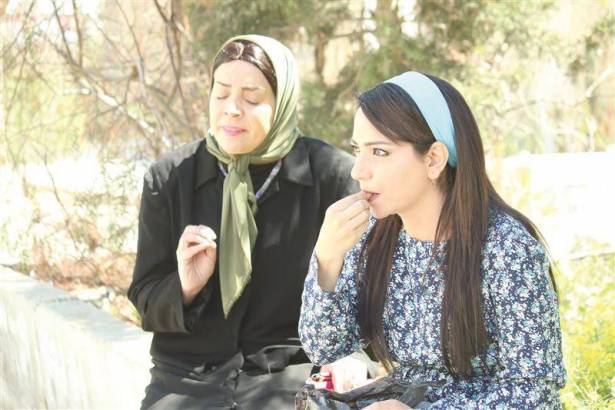 أمل عرفة تصف شكران مرتجى بالحاقدة؟!