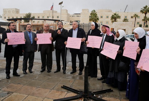 "الأونروا" تنهي خدمات أكثر من 100 موظفًا في الأردن