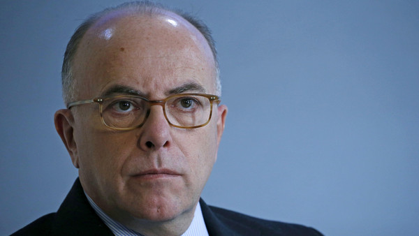 كازنوف رئيساً للوزراء الفرنسي خلفاً لفالس