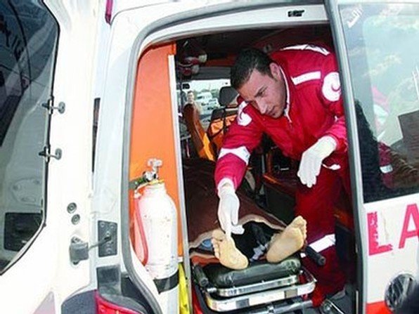 انتشال جثة مواطن من من داخل بئر في بلدة يطا جنوب الخليل