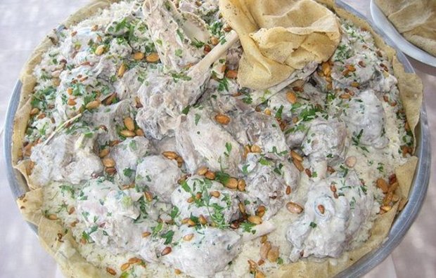 المنسف الأردني باللحم البلدي