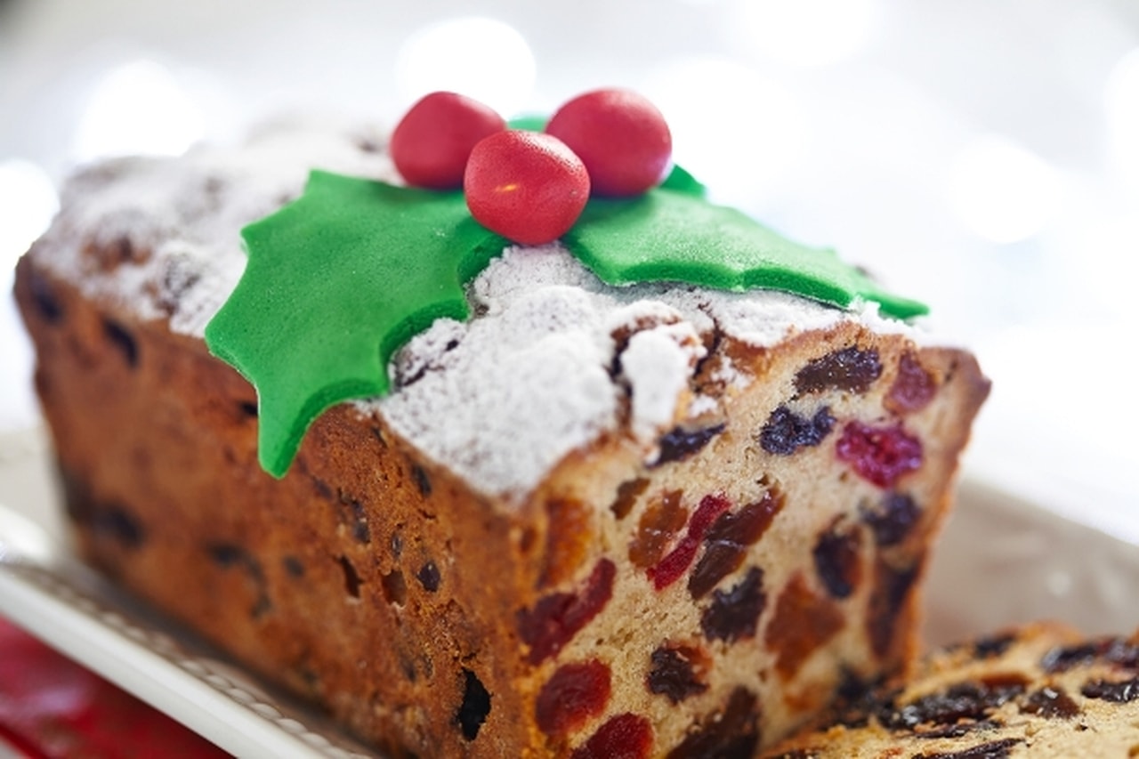 كيك الزبيب بالفواكه المجففة