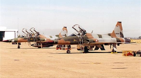 الرياض تهب تونس 48 طائرة عسكرية من طراز أف 5