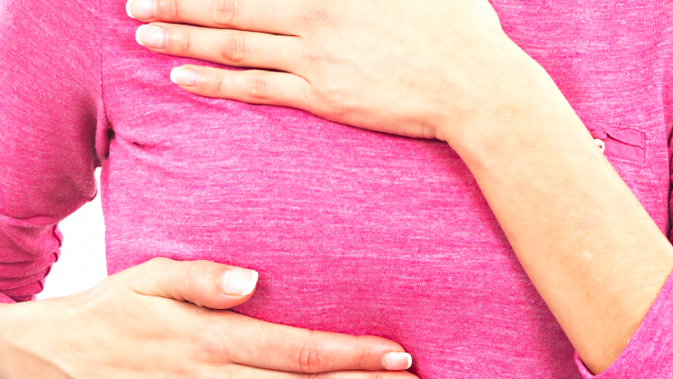 أهم علامات تحذرك من سرطان الثدي