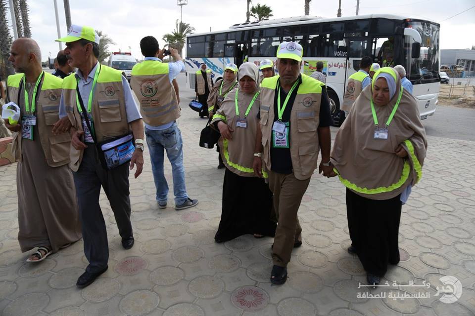 بث مباشر : فتح البوابة المصرية واستعداد الحجاج لمغادرة القطاع