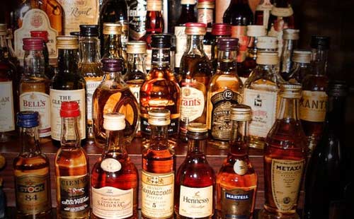 ارتفاع عدد الوفيات في تركيا الى 20 شخص نتيجة تناول كحول فاسدة