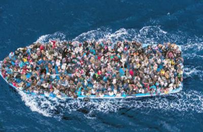 مقتل 6 اثر غرق سفينة تنقل مهاجرين سوريين قبالة تركيا