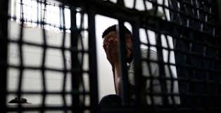 4 أسرى يدخلون أعواماً جديدة بالسجون الإسرائيلية