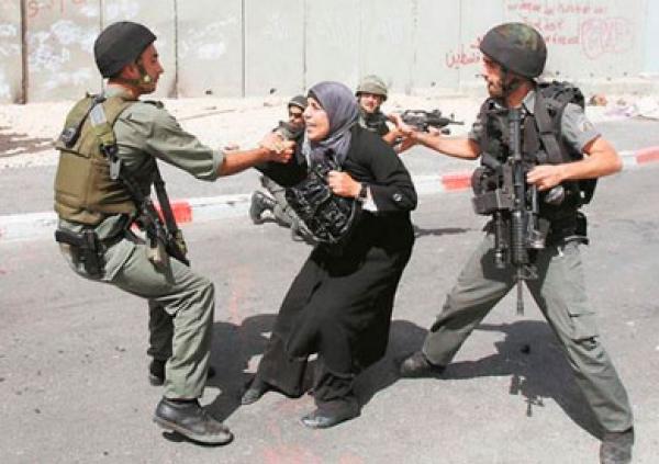 مقدسية زارت نجلها في سجن مجدو فاعتقلها الاحتلال .