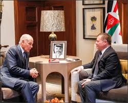 الملك عبد الله يبحث مع أبو الغيط إنجاح القمة التي تستضيفها عمان