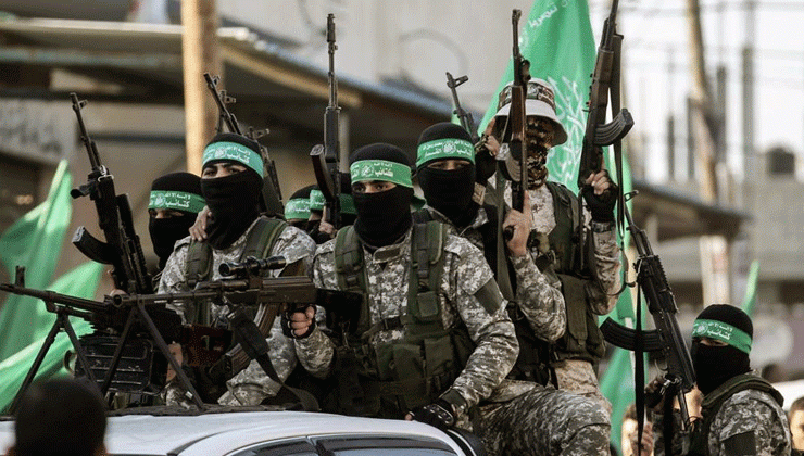 القسام: من يلعب بالنار سيكتوي بها والرد على اغتيال "فقهاء" لن يطول