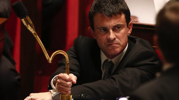 بعد الصفع والرش بالطحين ما حظوظ فالس في سباق الإليزيه؟