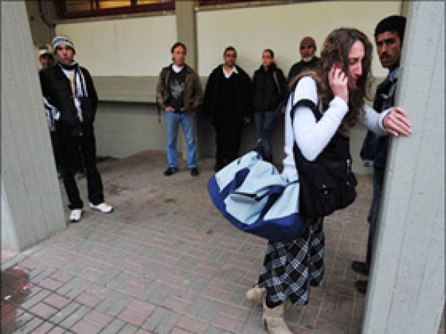 جيش الاحتلال سيجلي 10 آلاف مستوطن من غلاف غزة لمواجهة حماس