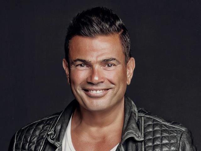 صورة : عمرو دياب على علاقة بملكة جمال هذه الدولة؟