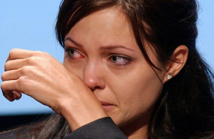 هجمة اوروبية قاسية على أنجلينا جولي بسبب اللاجئين السوريين