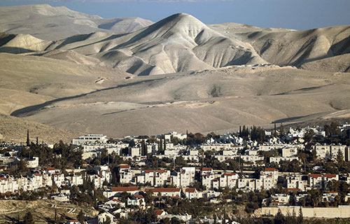 "الفرصة التاريخية": ليس أقل من الضمّ