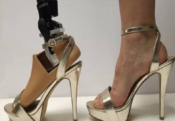 ابتكار طرف صناعي جديد لارتداء الكعب العالي