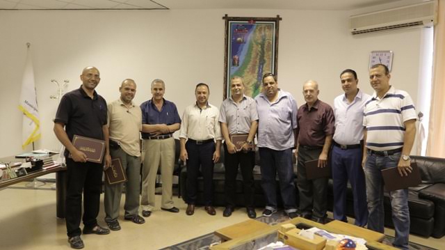 بلدية غزة تُكرم موظفي مراقبة الأغذية