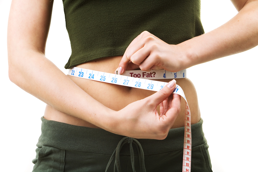 أقوى من الريجيم.. مشروب بسيط يخلصك من الكرش أثناء النوم‎!