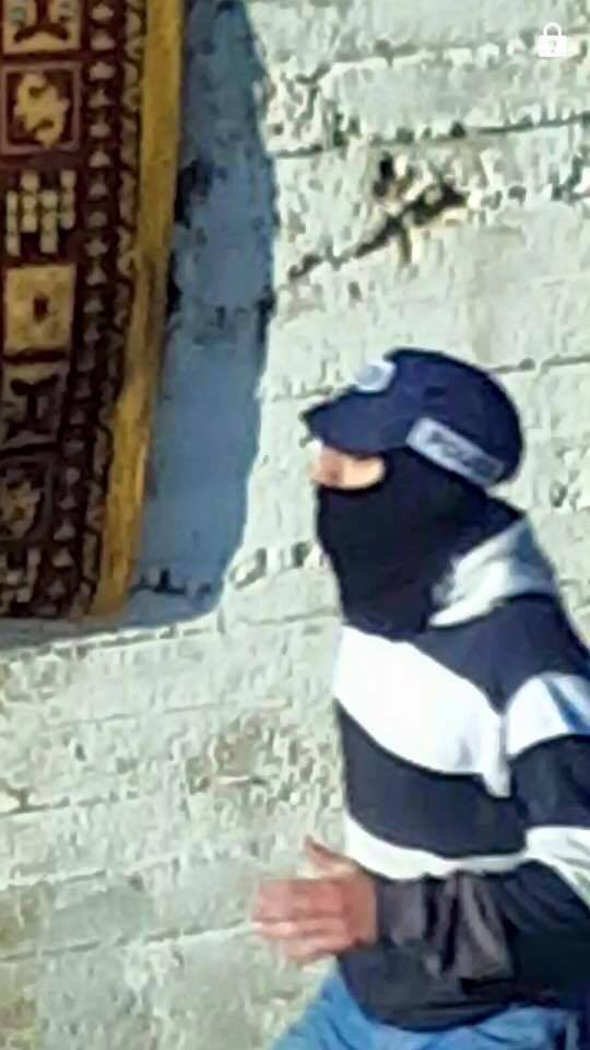 صور: وحدة من المستعربين الإسرائيليين تختطف شاباً فلسطينياً من القدس